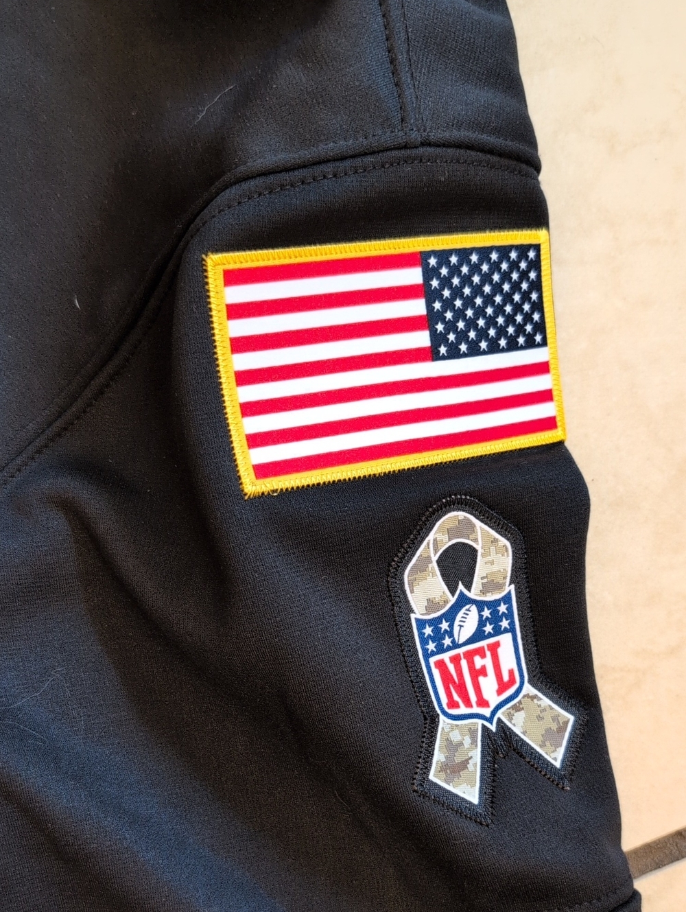 NFL Green Bay Packers Nike Black Salute to Service Performance Pullover Hoodie - Picture 6 of 11